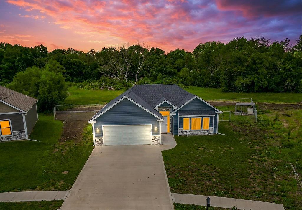 216 Blackberry Cir, Archie, MO 64725 - photo 1