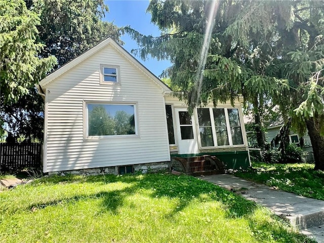 723 N Spring St, Independence, MO 64050 - view of front of house