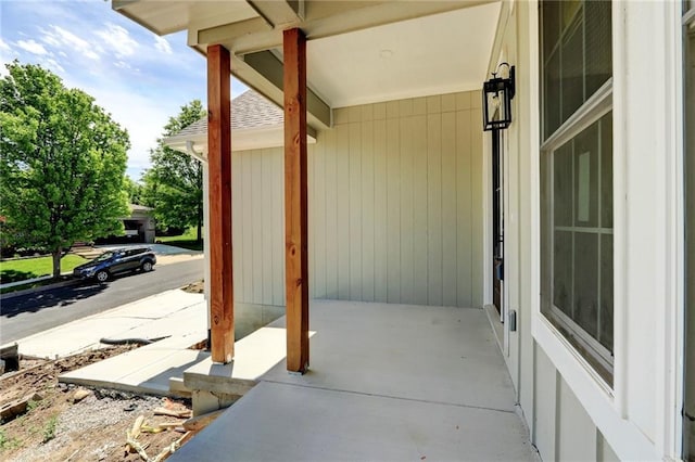 220 Rock Bridge Pkwy, Excelsior Springs, MO 64024 - view of patio / terrace