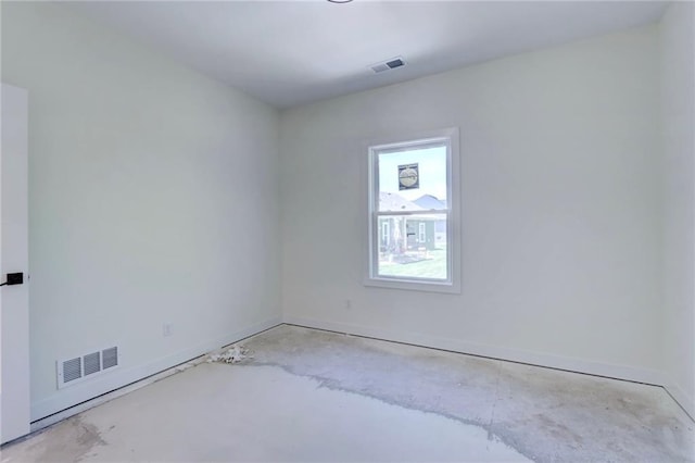 220 Rock Bridge Pkwy, Excelsior Springs, MO 64024 - unfurnished room with concrete flooring and baseboards