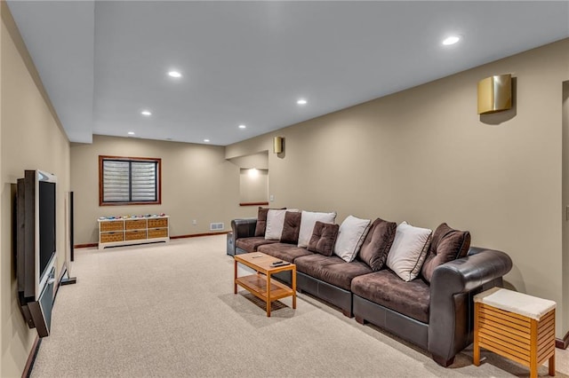 living area with carpet floors, recessed lighting, and baseboards