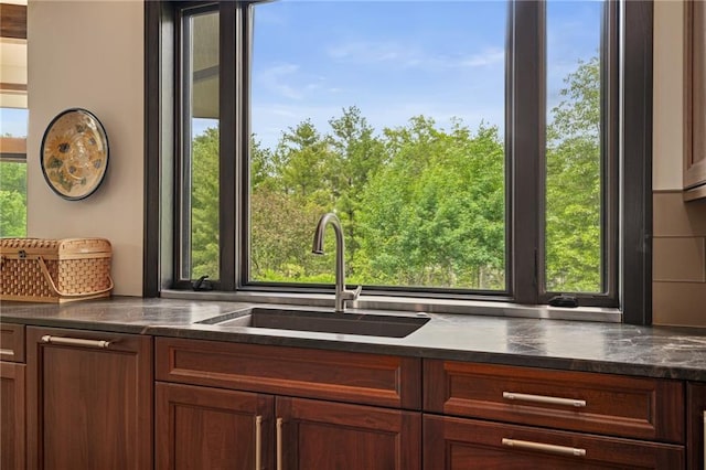 8700 Lee Blvd, Leawood, KS 66206 - kitchen view of a sink