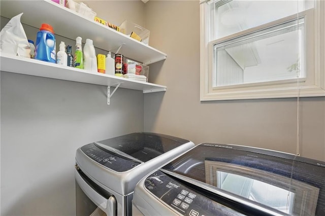 12287 S Mullen Rd, Olathe, KS 66062 - washroom featuring washer and clothes dryer