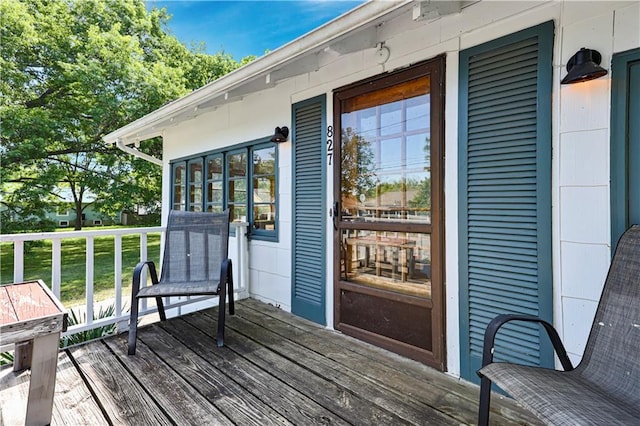 827 Pacific Ave, Osawatomie, KS 66064 - view of wooden terrace