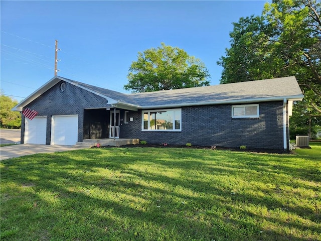 300 Jones Ave, Warrensburg, MO 64093 - photo 1