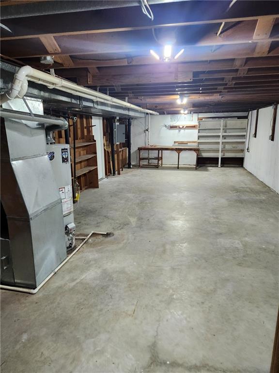 300 Jones Ave, Warrensburg, MO 64093 - photo 14