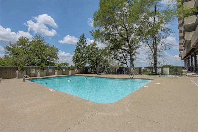 600 E Admiral Blvd Unit 1305, Kansas City, MO 64106 - photo 32