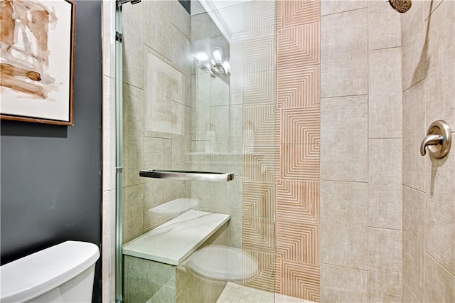 11349 Buena Vista St, Leawood, KS 66211 - full bath featuring toilet and a stall shower