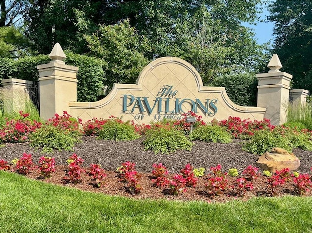 14814 Sherwood St, Leawood, KS 66224 - view of community / neighborhood sign
