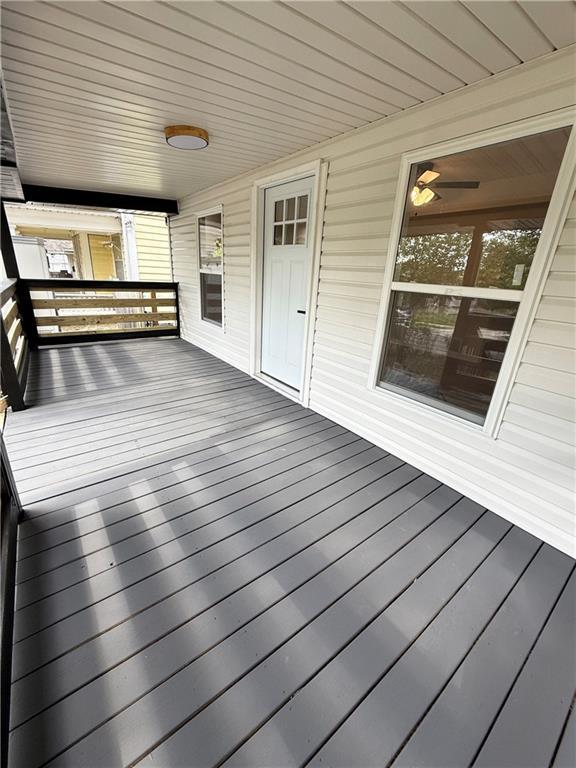 5715 Forest Ave, Kansas City, MO 64110 - view of wooden terrace