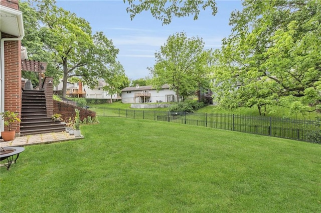 4212 NW Briarcliff Ln, Kansas City, MO 64116 - view of yard with stairway