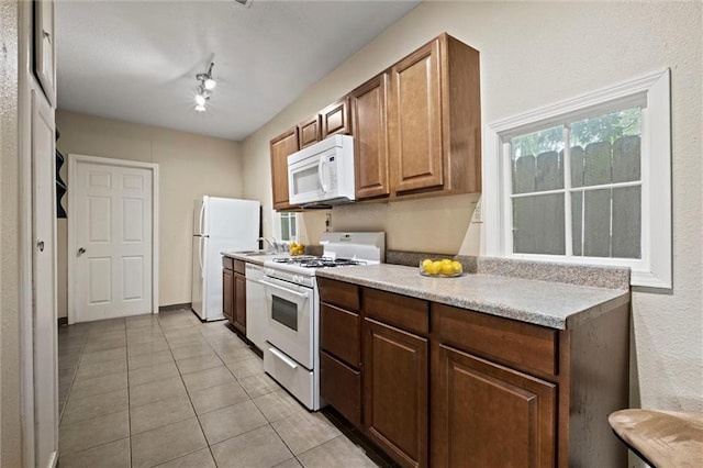 8249 Ward Pkwy, Kansas City, MO 64114 - photo 12