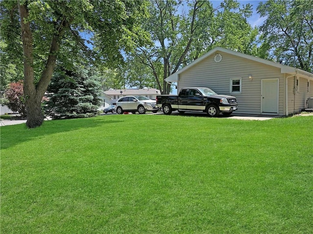 view of grassy yard