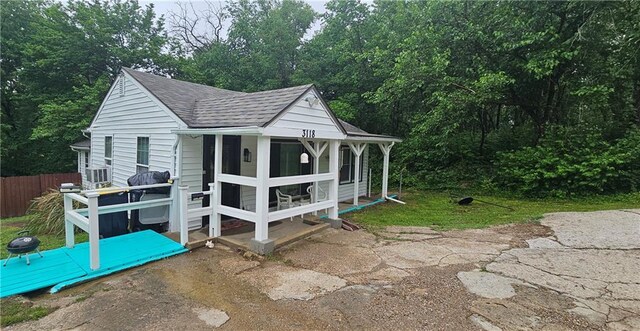3118 Wallace Ave, Kansas City, MO 64129 - view of outdoor structure