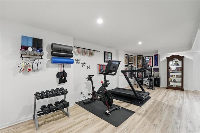 5263 SW Raintree Pkwy, Lees Summit, MO 64082 - exercise room with wood finished floors, recessed lighting, and baseboards