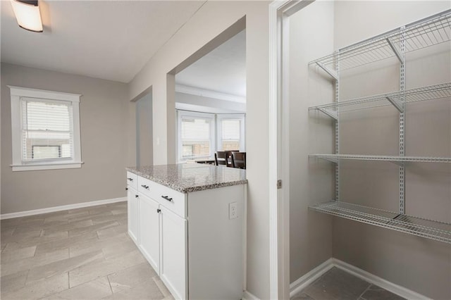 4219 Kenwood Ave, Kansas City, MO 64110 - view of pantry