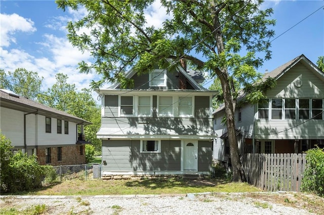 4219 Kenwood Ave, Kansas City, MO 64110 - back of house