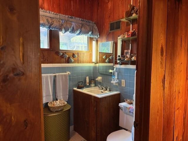 531 Westvale Rd, Kansas City, KS 66102 - photo 23