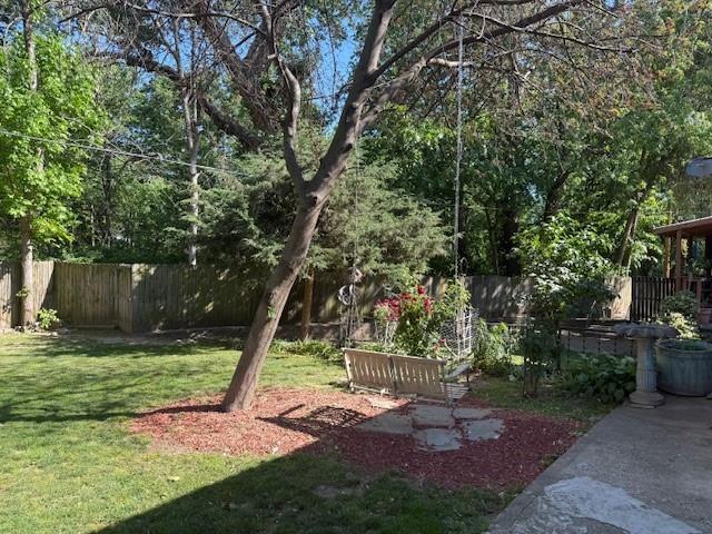 531 Westvale Rd, Kansas City, KS 66102 - photo 34