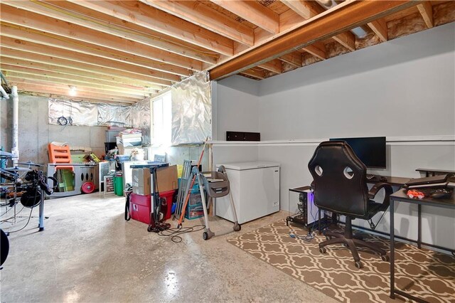 19629 W 196th St, Spring Hill, KS 66083 - basement with fridge and a desk