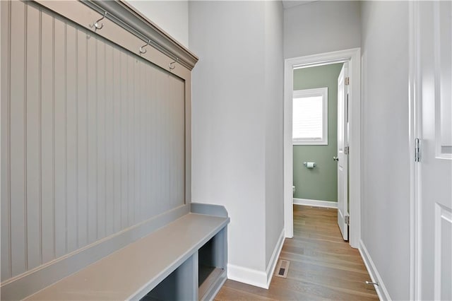 19629 W 196th St, Spring Hill, KS 66083 - mudroom featuring wood finished floors and baseboards