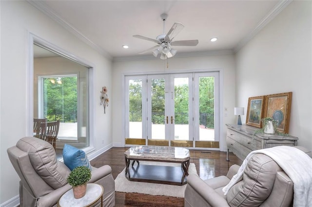 3109 W 118th St, Leawood, KS 66211 - living room with ceiling fan, recessed lighting, and crown molding