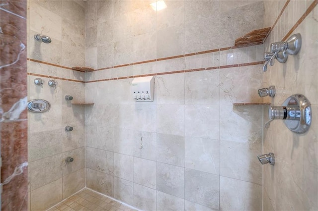 3109 W 118th St, Leawood, KS 66211 - bathroom with tiled shower