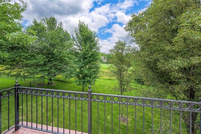 3109 W 118th St, Leawood, KS 66211 - view of grassy yard