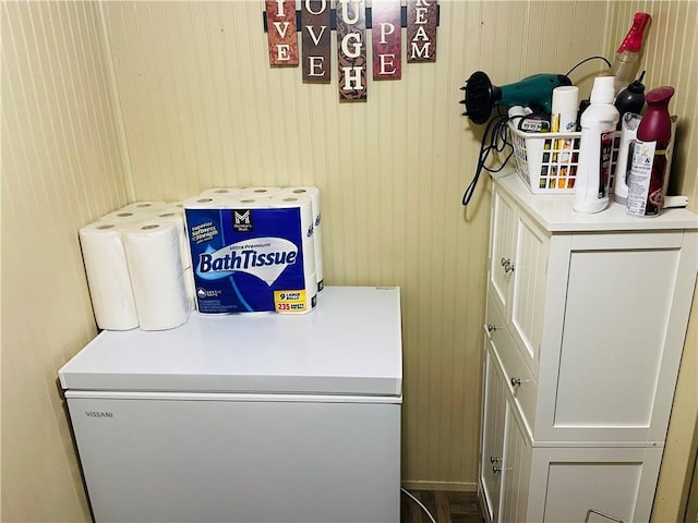 2302 3rd Ave, Leavenworth, KS 66048 - view of washroom
