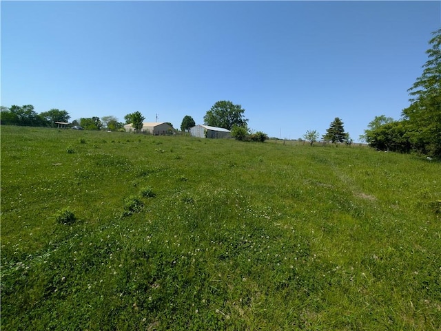 view of yard with a view of countryside