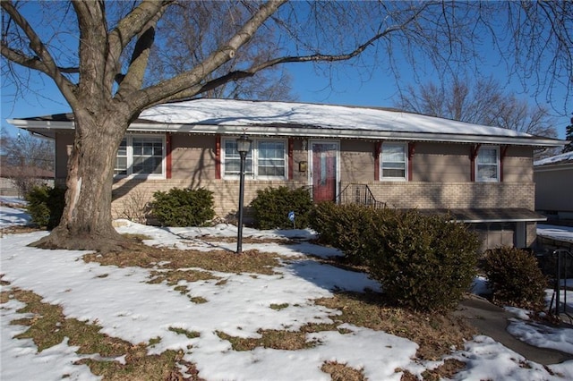 15402 E 37th Ter, Independence, MO 64055 - view of front of house featuring brick siding