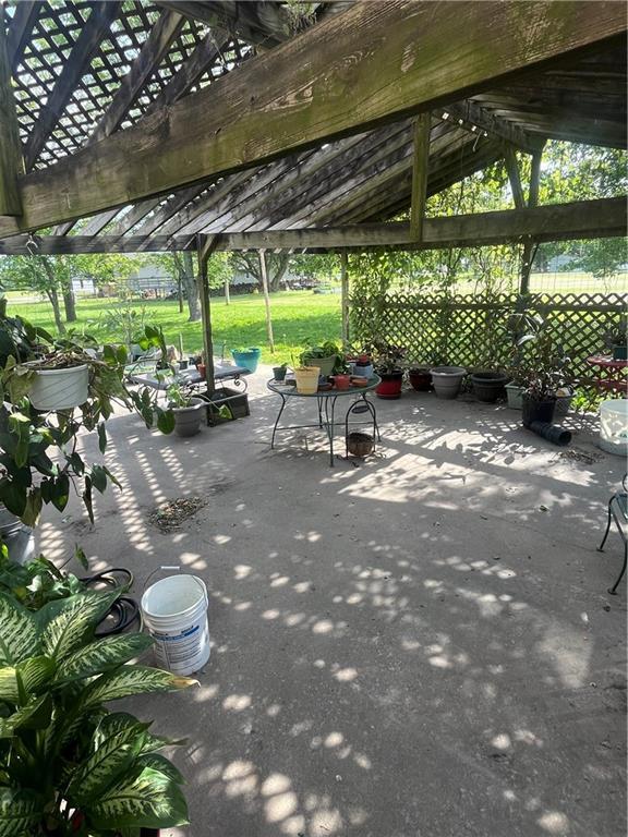 622 W Franklin St, Moran, KS 66755 - view of patio / terrace with a pergola