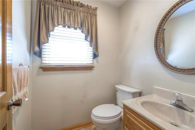 25908 Colbern Rd, Lees Summit, MO 64086 - half bath featuring toilet and vanity