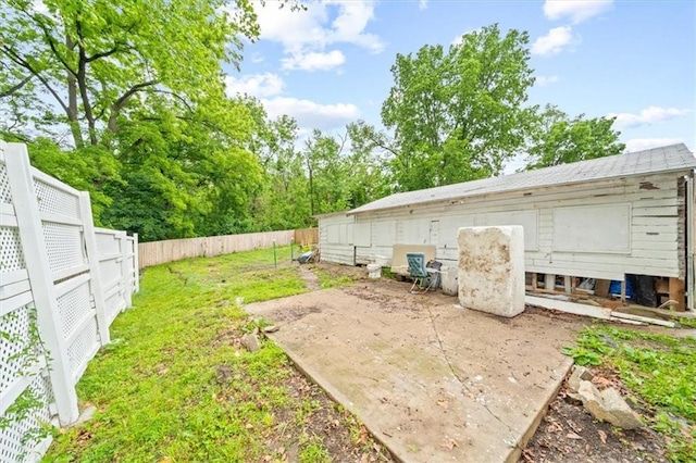 1111 S Cottage St, Independence, MO 64050 - view of yard featuring a patio area