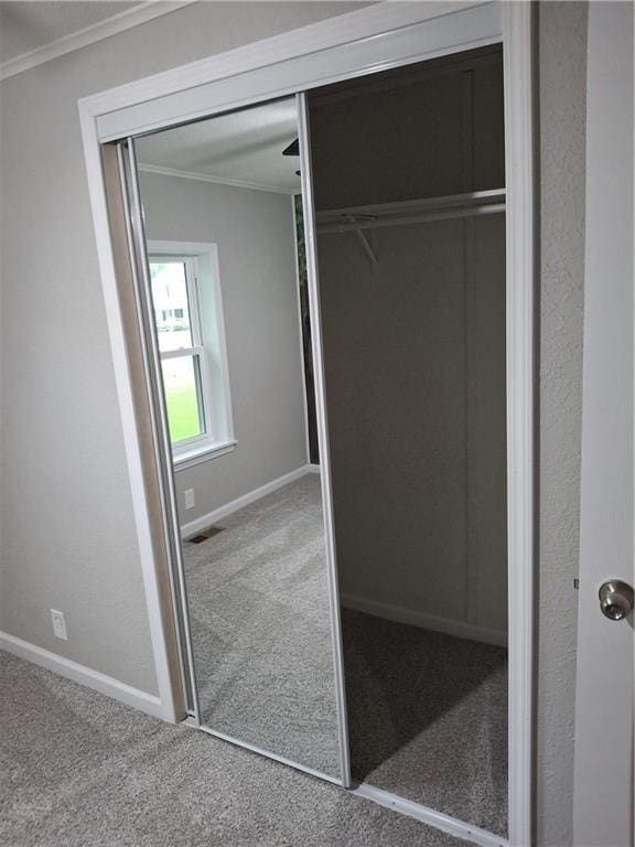 715 E Blackhawk St, Ottawa, KS 66067 - view of closet