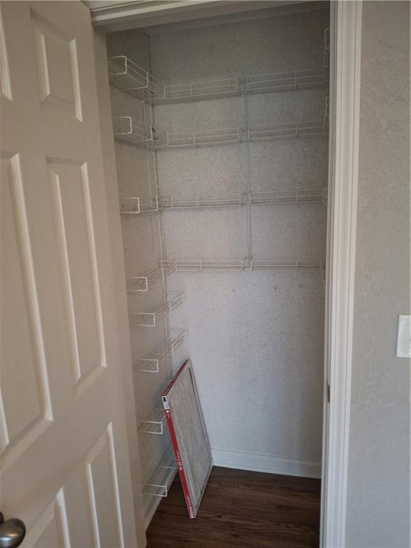 715 E Blackhawk St, Ottawa, KS 66067 - view of closet