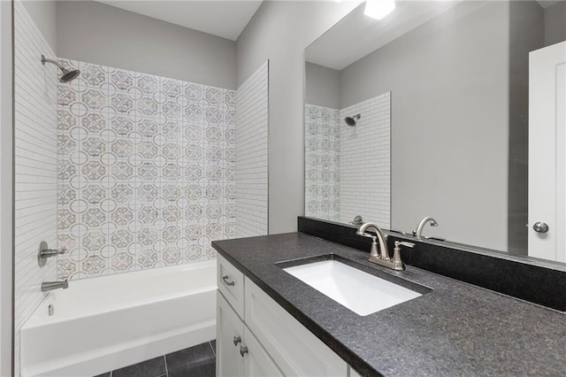 20611 W 113th St, Olathe, KS 66061 - full bath featuring vanity and bathtub / shower combination