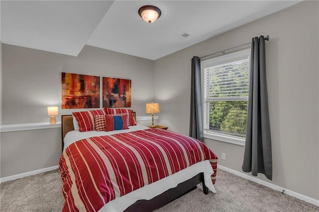 2409 SE Ridge Line Dr, Blue Springs, MO 64014 - carpeted bedroom featuring baseboards