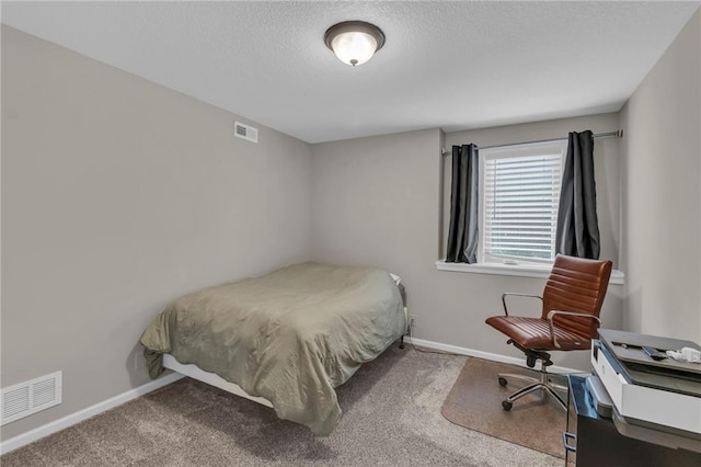 2409 SE Ridge Line Dr, Blue Springs, MO 64014 - bedroom featuring baseboards, carpet floors, and a textured ceiling
