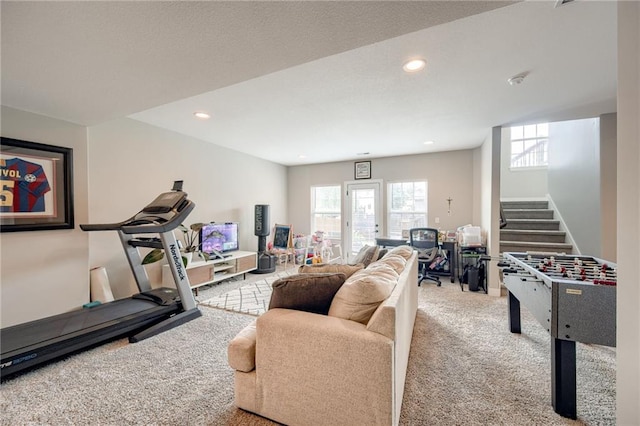 12435 Parkview Ave, Kansas City, KS 66109 - workout room with carpet flooring and recessed lighting