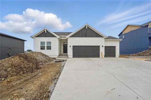 500 Woodview Dr, Raymore, MO 64083 - photo 4