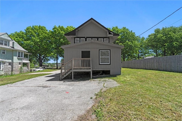3218 Benton Blvd, Kansas City, MO 64128 - view of front of property featuring stairway