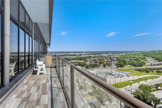 700 E 8th St Unit 7R, Kansas City, MO 64106
