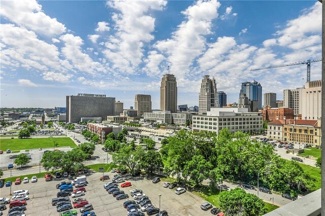 700 E 8th St Unit 7R, Kansas City, MO 64106