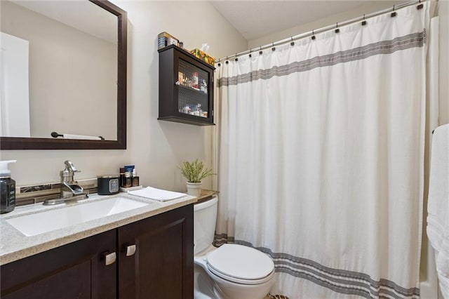 21607 W 51st St, Shawnee, KS 66226 - full bathroom featuring vanity and a shower with shower curtain