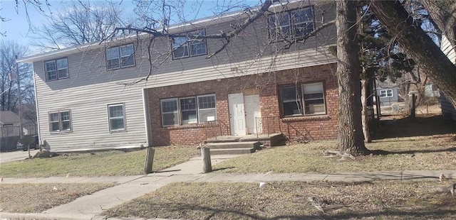 1910 S Joplin St, Pittsburg, KS 66762 - view of front of house featuring brick siding