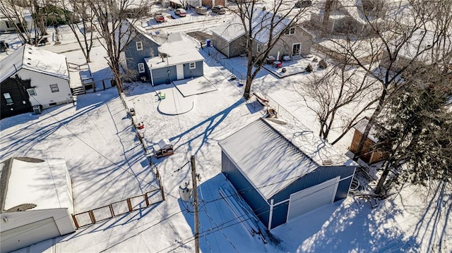 212 S Delaware St, Tonganoxie, KS 66086 - view of snowy aerial view