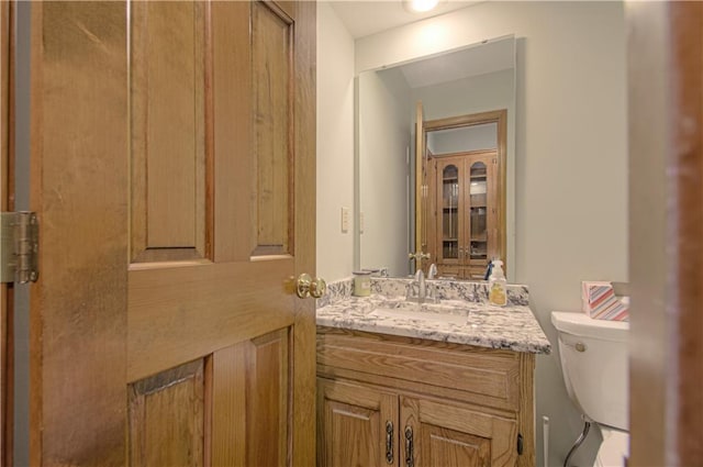 17725 W 68th Ter, Shawnee, KS 66217 - bathroom with toilet and vanity