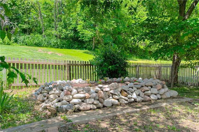 17725 W 68th Ter, Shawnee, KS 66217 - view of yard