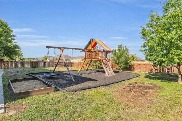 635 N Laurel St, Gardner, KS 66030 - view of playground